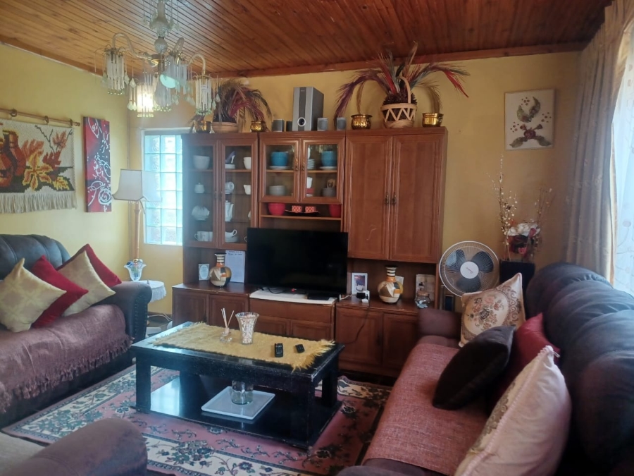 3 Bedroom Property for Sale in Phakamisa Eastern Cape